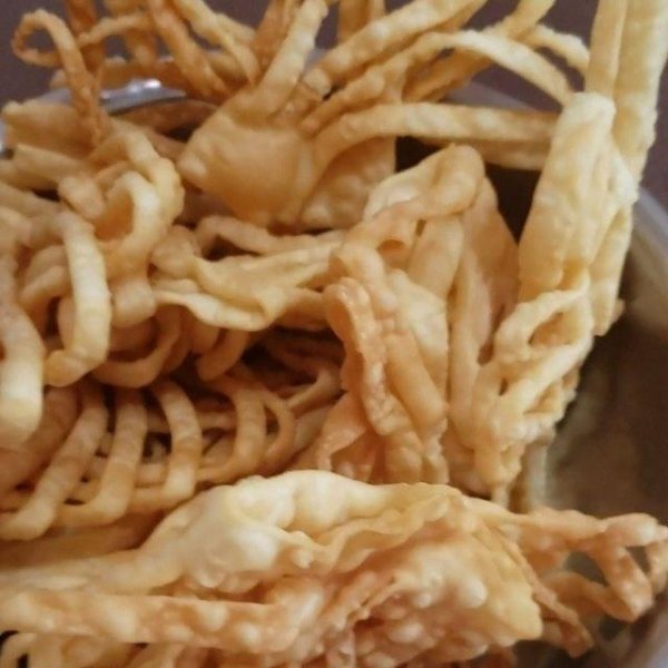炸馓子怎么和面-炸馓子的做法9