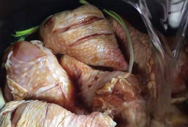 鸡腿脱骨的方法-鸡腿怎么做才软烂5