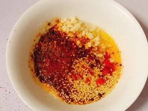 菠菜拌金针菇的功效-菠菜拌金针菇的做法3
