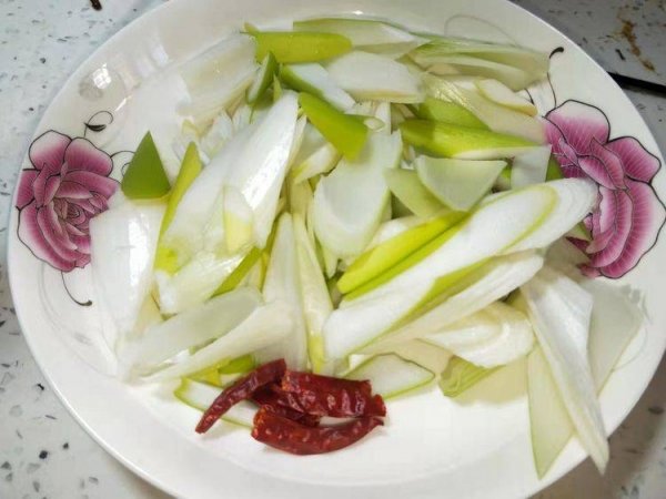 怎样做葱烧豆腐-葱烧豆腐的家常做法窍门5