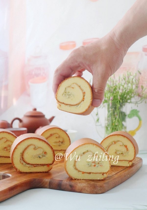 蛋糕卷怎么卷起来-蛋糕卷的制作方法和步骤2