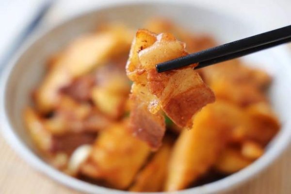 五花肉炒春笋怎么做-五花肉炒春笋的做法12