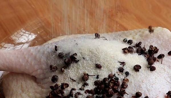 盐水鸭怎么做-盐水鸭的做法及配料4