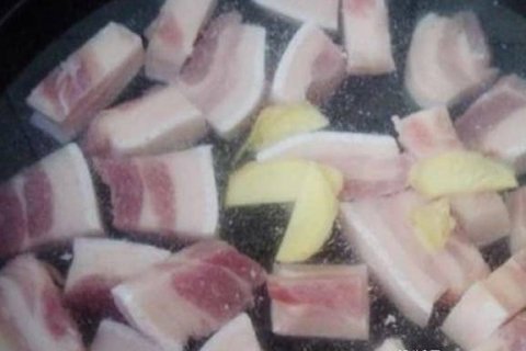 红烧肉怎样做不油腻-红烧肉的做法4
