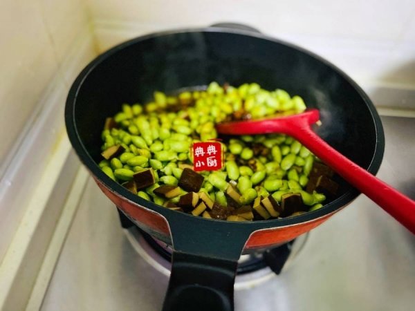 毛豆米炸酱怎么做-毛豆炸酱的做法窍门5