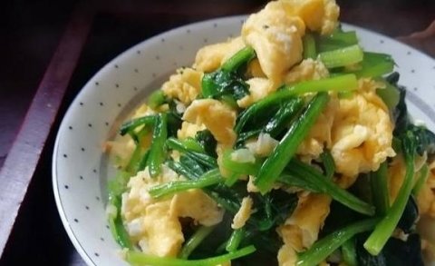 保护视力吃什么-菠菜炒鸡蛋的做法1