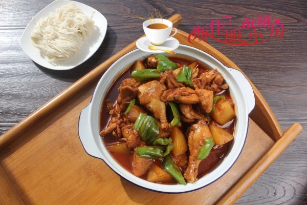 新疆大盘鸡配什么吃-新疆大盘鸡的家常做法6