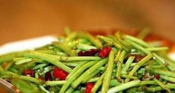 藜蒿是发物吗-藜蒿的功效...