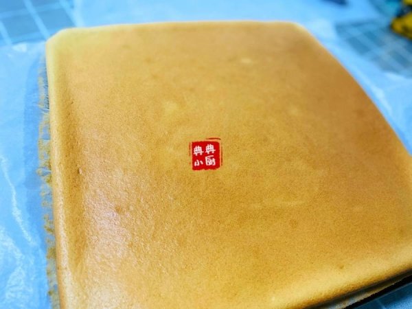 蛋糕卷怎么做不开裂-蛋糕卷的制作方法和步骤9