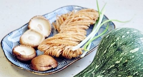 冰花煎饺的冰花是怎么做出来的-冰花煎饺的做法6