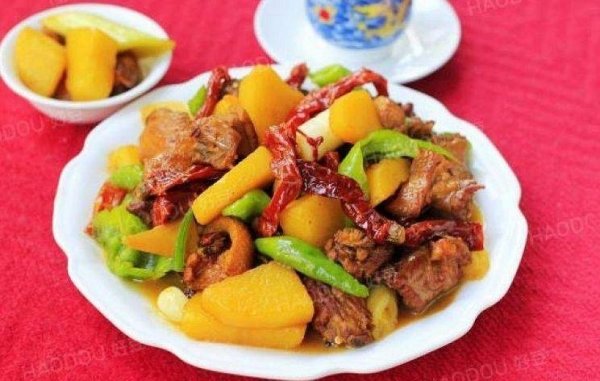 大盘鸡对新疆人的影响力有多大-新疆大盘鸡的特点4