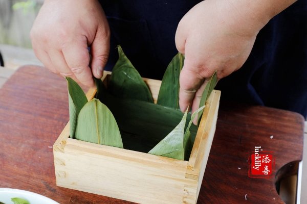立夏吃乌米饭的寓意-立夏乌米饭怎么做9