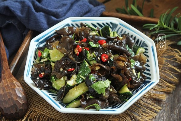 夏天有哪些凉拌菜好吃-夏天凉拌菜大全3