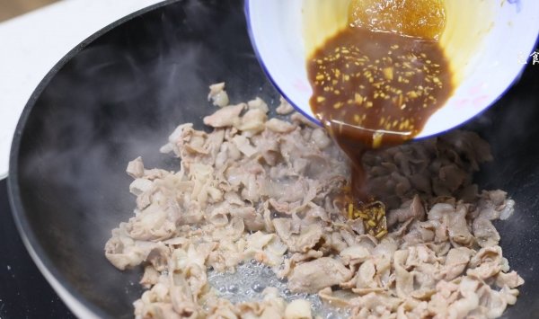 夏天羊肉和什么菜搭配最好-夏天羊肉的最佳吃法5