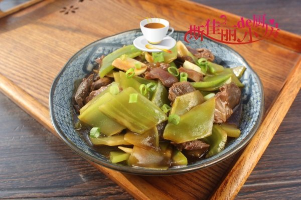 鸭胗的营养价值及功效-爆...
