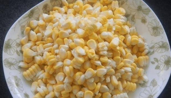 榨玉米汁可以放牛奶吗-榨玉米汁加什么好喝5