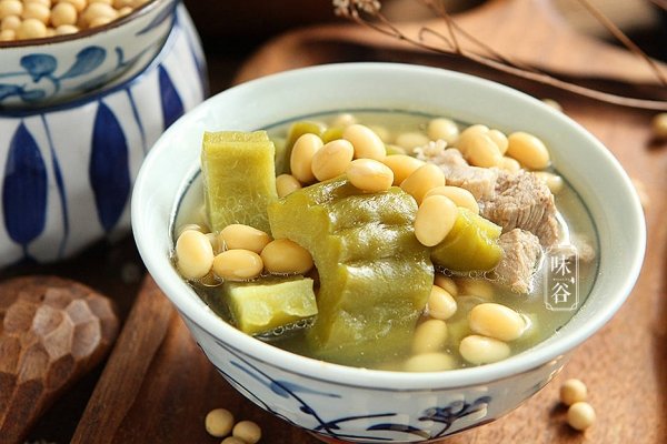黄豆苦瓜排骨汤的功效-黄...