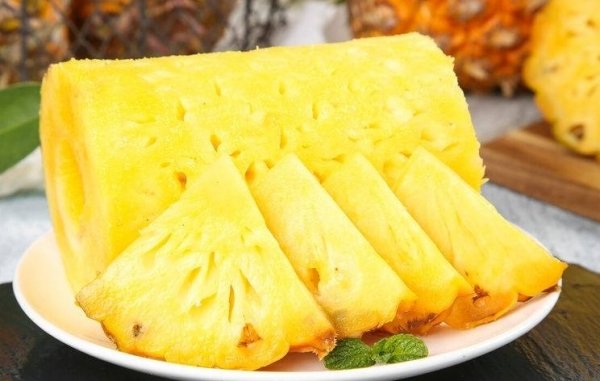 菠萝炒肉怎么做好吃-菠萝可以炒猪肉吗3