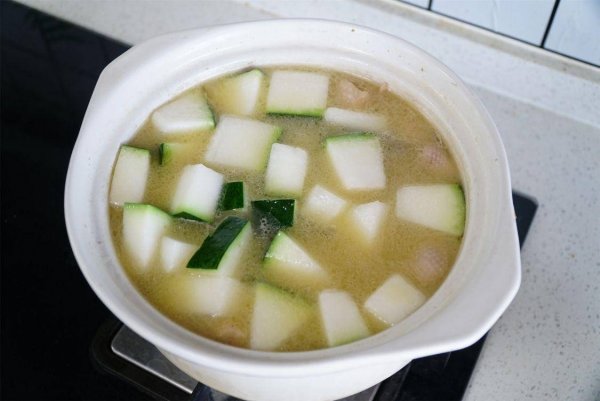 适合夏天的养生汤-6道夏季养生汤煲汤食谱5