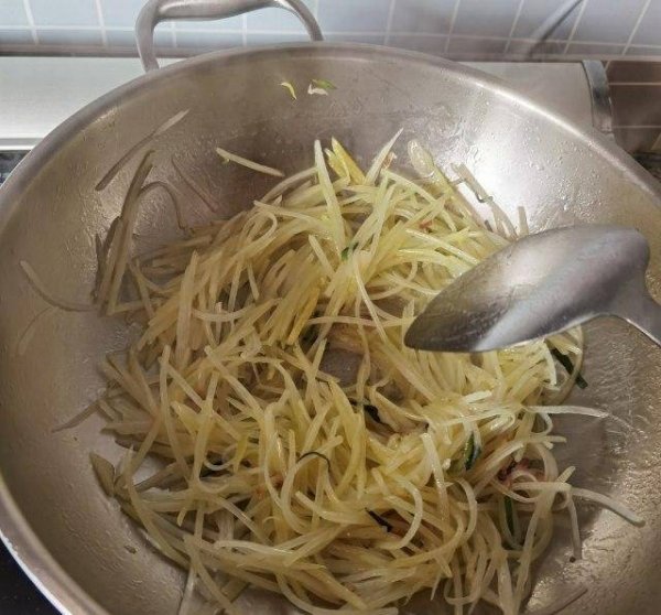 猴腿菜又叫什么-猴腿菜的功效与作用和做法14