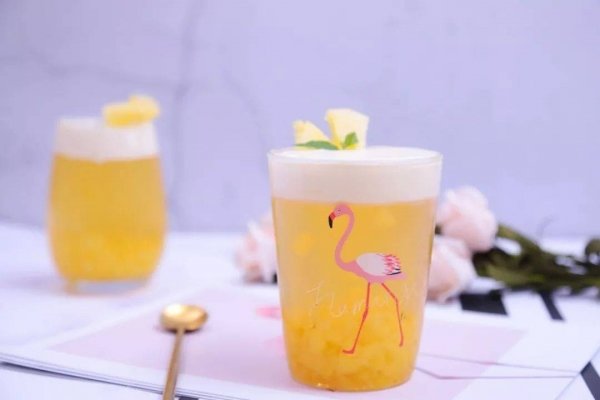 菠萝果冻怎么做-吉利丁片做菠萝果冻1