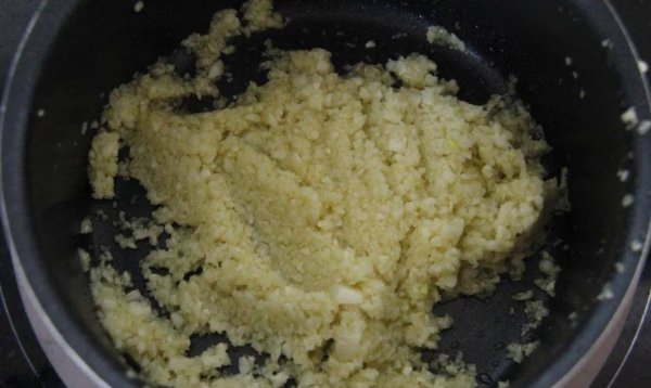 芝士烤虾烤箱烤多久-蒜蓉芝士烤虾的做法7