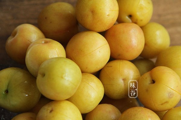 腌李子怎么腌好吃-腌李子的做法6