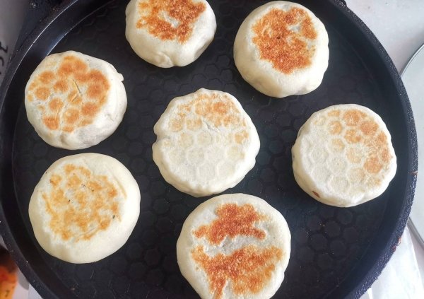 电饼铛怎么做绿豆饼-电饼铛做绿豆饼的做法8