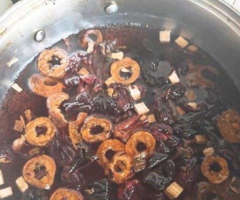 酸梅汤的功效与作用-酸梅汤制作方法与材料3