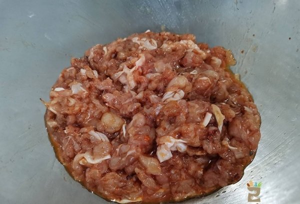 鸡肉馅饼怎么做好吃-鸡肉馅饼的做法5