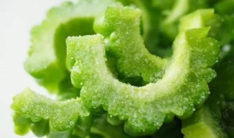 凉瓜的作用与功效-怎么缓解苦瓜的苦味1