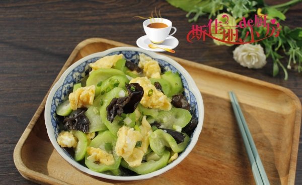 夏季美白食物-夏天美白吃...