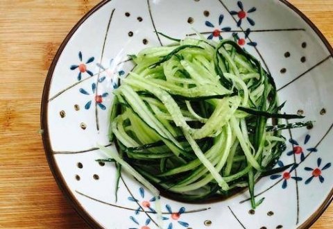 蒜泥白肉是哪里的菜-蒜泥白肉的汁怎么调3