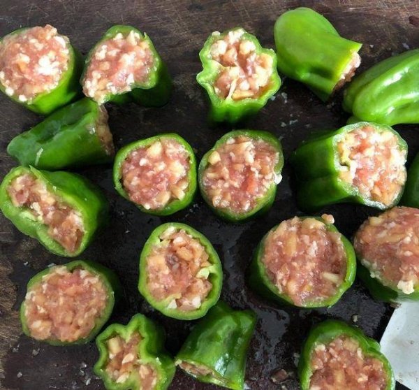 青椒酿肉介绍-青椒酿肉的做法窍门7