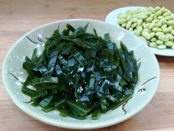 毛豆炒海带怎么做-毛豆炒海带的做法4