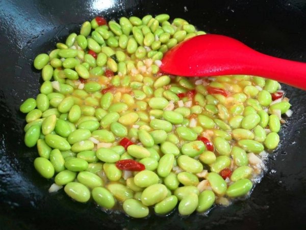 毛豆炒海带怎么做-毛豆炒海带的做法6
