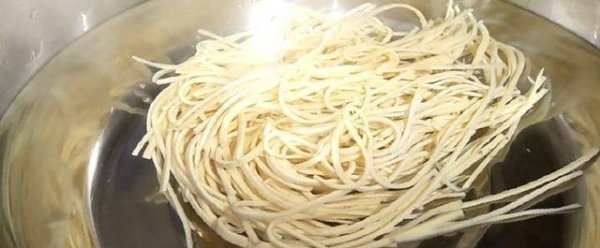 凉拌三丝怎么做-三丝凉拌的方法6