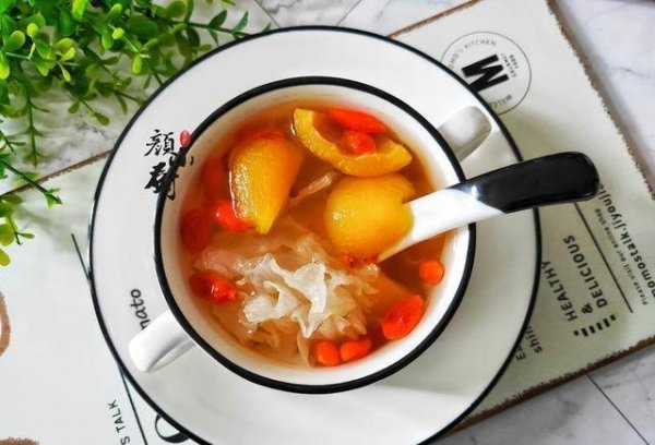 润肺止咳的炖品-炖什么喝可以止咳润肺1
