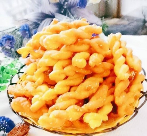 鸡蛋脆麻花怎么做-鸡蛋脆麻花的制作方法11