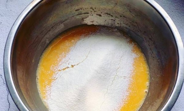 舒芙蕾松饼怎么做才不会塌-舒芙蕾松饼的做法7