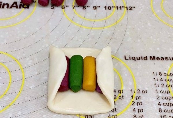 炫彩蛋黄酥怎么做的-七彩蛋黄酥的做法15