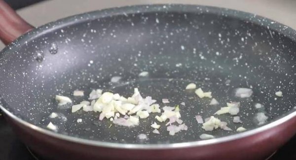 咖喱酥皮饺怎么做-咖喱酥饺的做法2