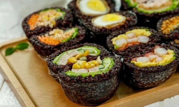紫米饭团是用什么米做的-紫米饭团的做法和配方5