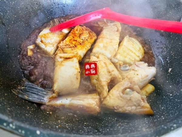 扒皮鱼怎么烧好吃-扒皮鱼的家常做法3