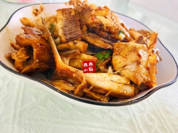 扒皮鱼怎么烧好吃-扒皮鱼的家常做法4