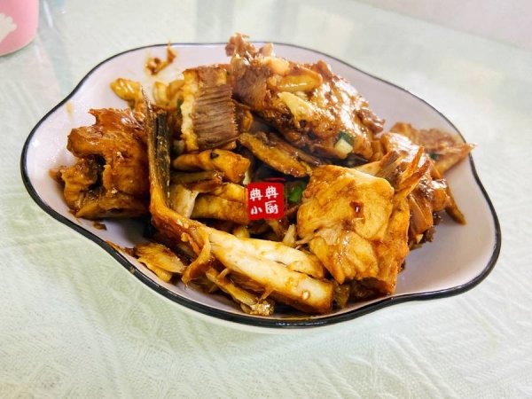 扒皮鱼怎么烧好吃-扒皮鱼...
