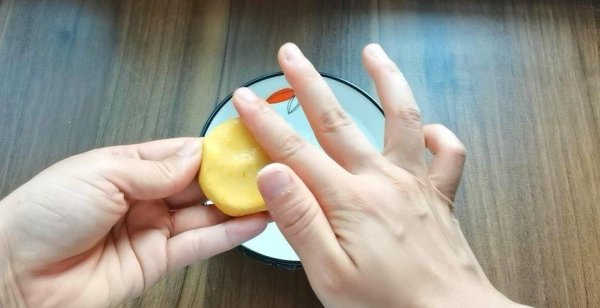 饼干南瓜饼怎么做又酥又脆-饼干南瓜饼的做法8