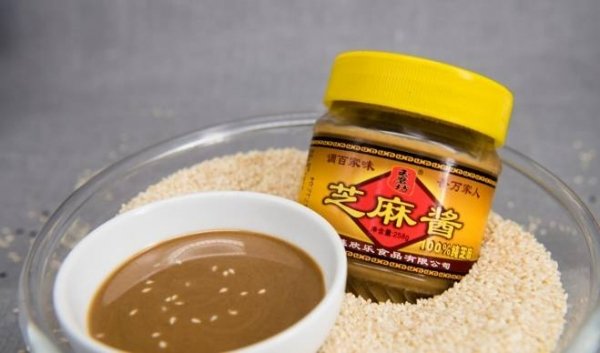 芝麻酱怎么看真假-怎样辨别黑芝麻酱的真假1