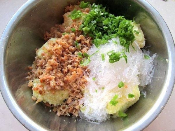 菜瓜包子馅怎么拌好吃-菜瓜包子的做法6