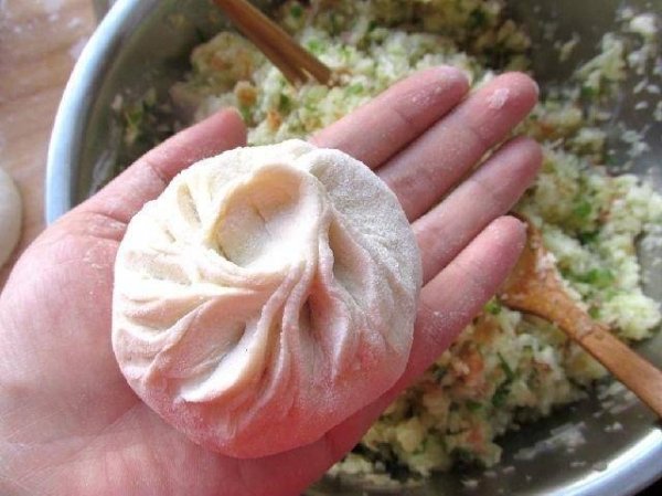 菜瓜包子馅怎么拌好吃-菜瓜包子的做法11